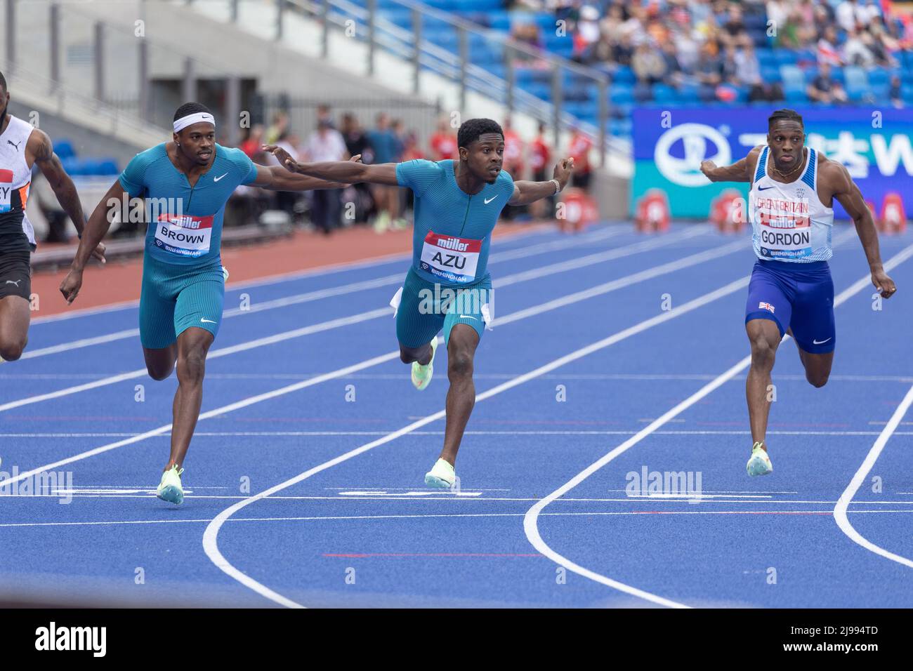 Birmingham, England. 21.. Mai 2022. Jeremiah Azu (GBR) während der Herren 100m der Müller Diamond League Leichtathletik-Veranstaltung im Alexander Stadium in Birmingham, England. Die Diamond League ist eine jährliche Serie von Elite-Leichtathletik-Wettbewerben, die vierzehn der besten eingeladenen Leichtathletik-Treffen umfasst. Kredit: Sporting Pics / Alamy Live Nachrichten Stockfoto