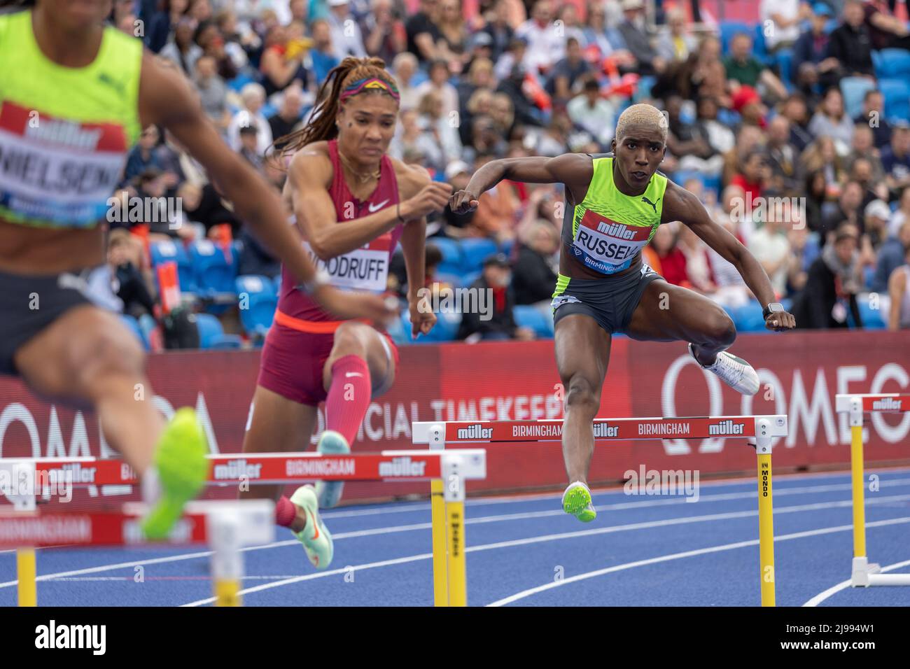 Birmingham, England. 21.. Mai 2022. Janieve Russell (JAM) während der Women’s 400m Hürden der Müller Diamond League im Alexander Stadium in Birmingham, England. Die Diamond League ist eine jährliche Serie von Elite-Leichtathletik-Wettbewerben, die vierzehn der besten eingeladenen Leichtathletik-Treffen umfasst. Kredit: Sporting Pics / Alamy Live Nachrichten Stockfoto
