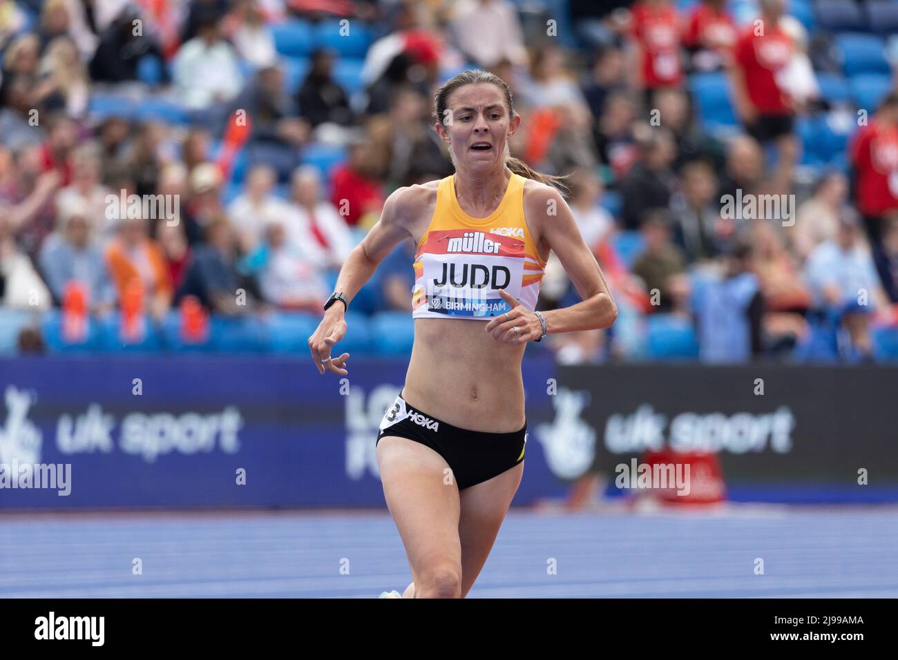 Birmingham, England. 21.. Mai 2022. Jessica Judd (GBR) beim Frauen-5000m-Rennen während der Müller Diamond League im Alexander Stadium in Birmingham, England. Kredit: Sporting Pics / Alamy Live Nachrichten Stockfoto