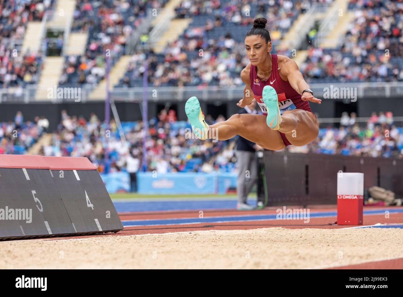 Birmingham, England. 21.. Mai 2022. Ivana Vuleta (SRB) beim Frauen-Weitsprung während der Müller Diamond League Leichtathletik-Veranstaltung im Alexander Stadium in Birmingham, England. Kredit: Sporting Pics / Alamy Live Nachrichten Stockfoto