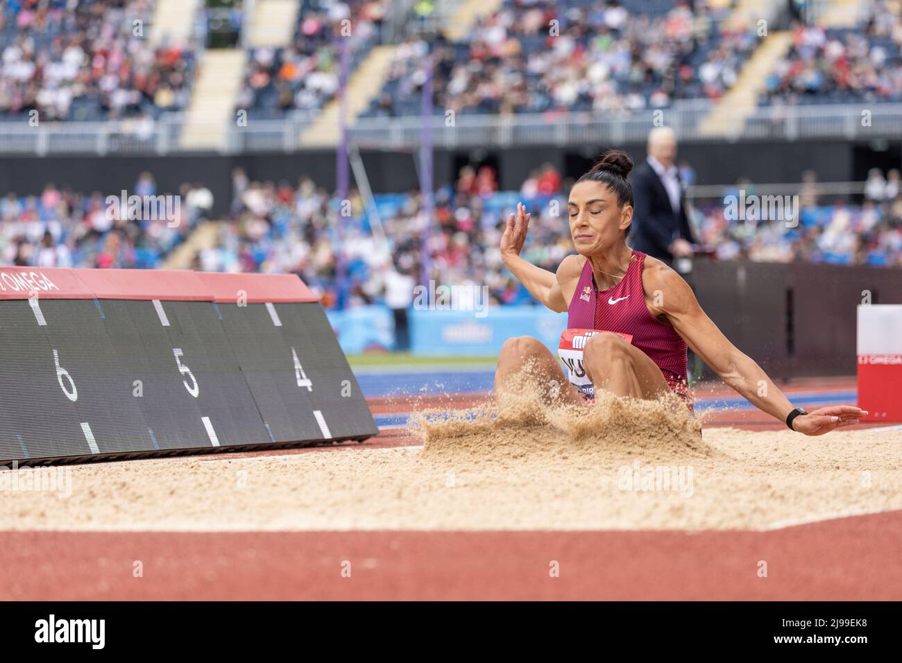 Birmingham, England. 21.. Mai 2022. Ivana Vuleta (SRB) beim Frauen-Weitsprung während der Müller Diamond League Leichtathletik-Veranstaltung im Alexander Stadium in Birmingham, England. Kredit: Sporting Pics / Alamy Live Nachrichten Stockfoto
