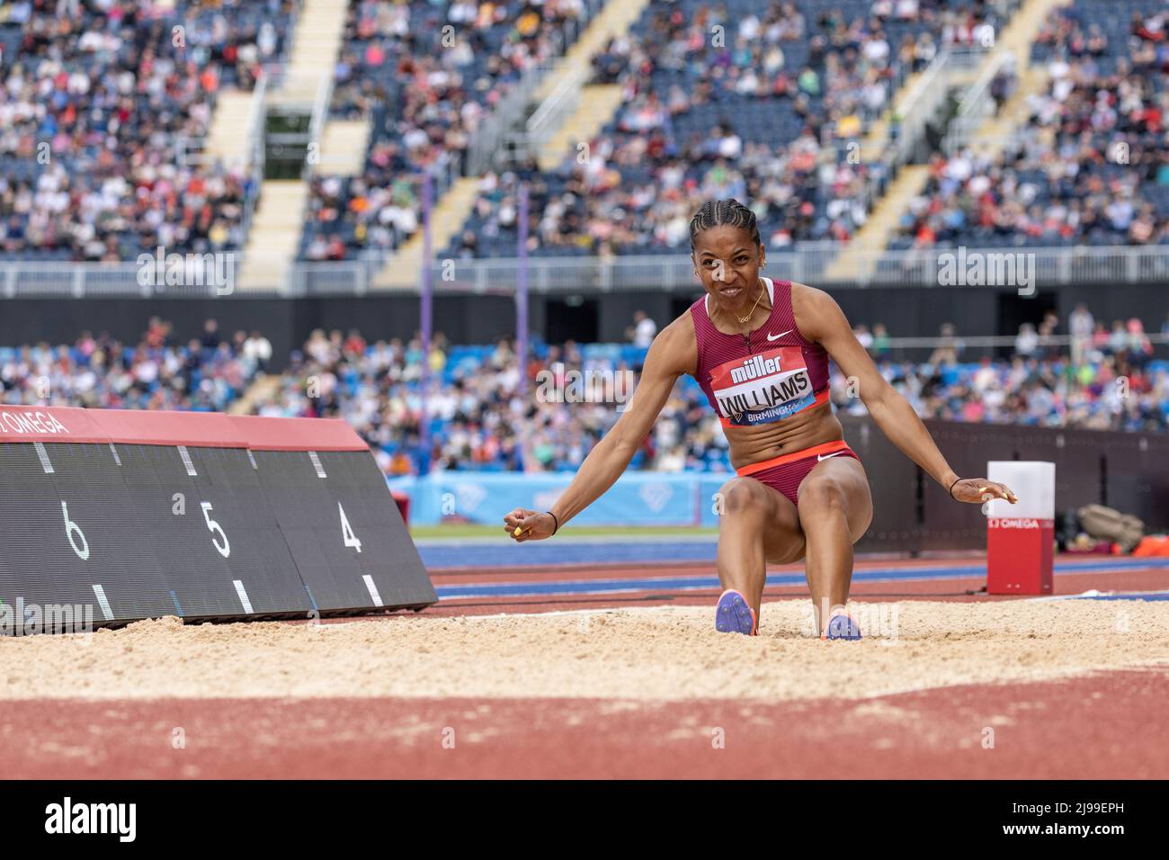 Birmingham, England. 21.. Mai 2022. Kendell Williams (USA) beim Frauen-Weitsprung während der Müller Diamond League Leichtathletik-Veranstaltung im Alexander Stadium in Birmingham, England. Kredit: Sporting Pics / Alamy Live Nachrichten Stockfoto