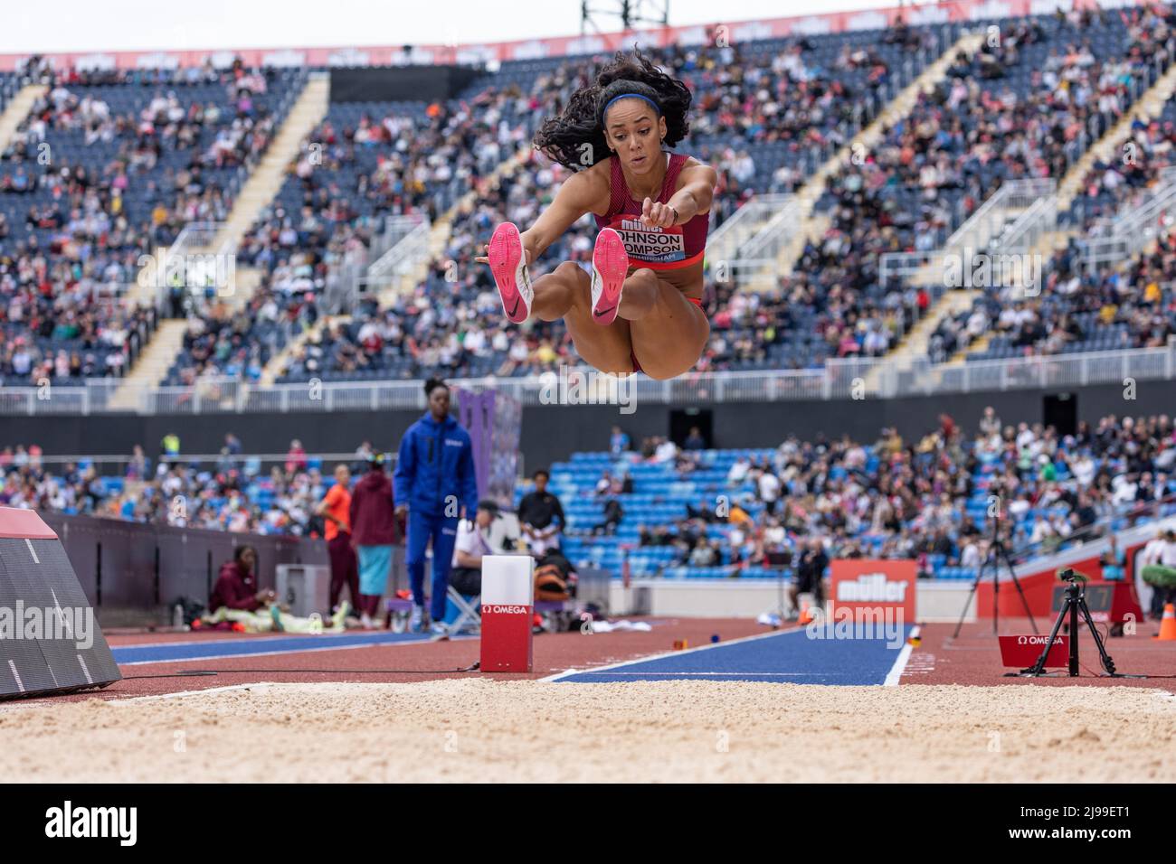 Birmingham, England. 21.. Mai 2022. Katarina Johnson-Thompson (GBR) beim Frauen-Weitsprung während der Müller Diamond League Leichtathletik-Veranstaltung im Alexander Stadium in Birmingham, England. Kredit: Sporting Pics / Alamy Live Nachrichten Stockfoto