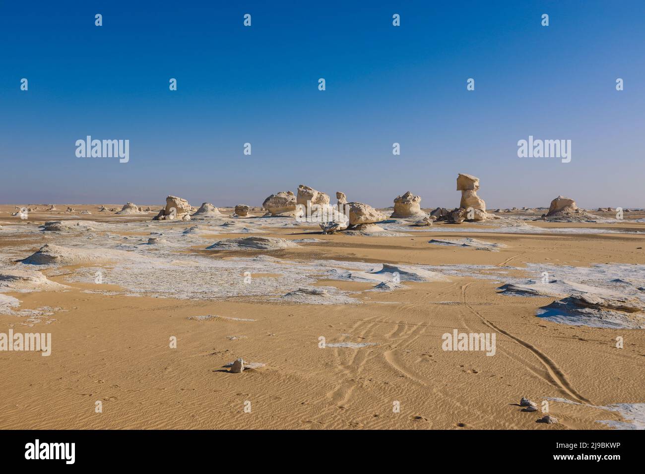 Fantastische Sandformationen in der Weißen Wüste geschützten Bereich, ist Nationalpark in der Farafra Oase, Ägypten Stockfoto