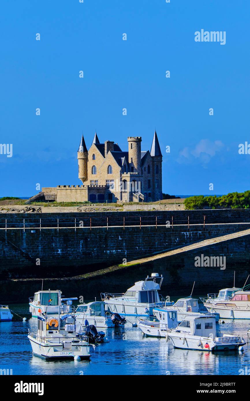 Frankreich, Morbihan (56), Wild Coast, Presqu'île de Quiberon, Pointe de Beg Er Lann (oder Pointe de la Lande), Château Turpault, die den Eingang zu markiert Stockfoto