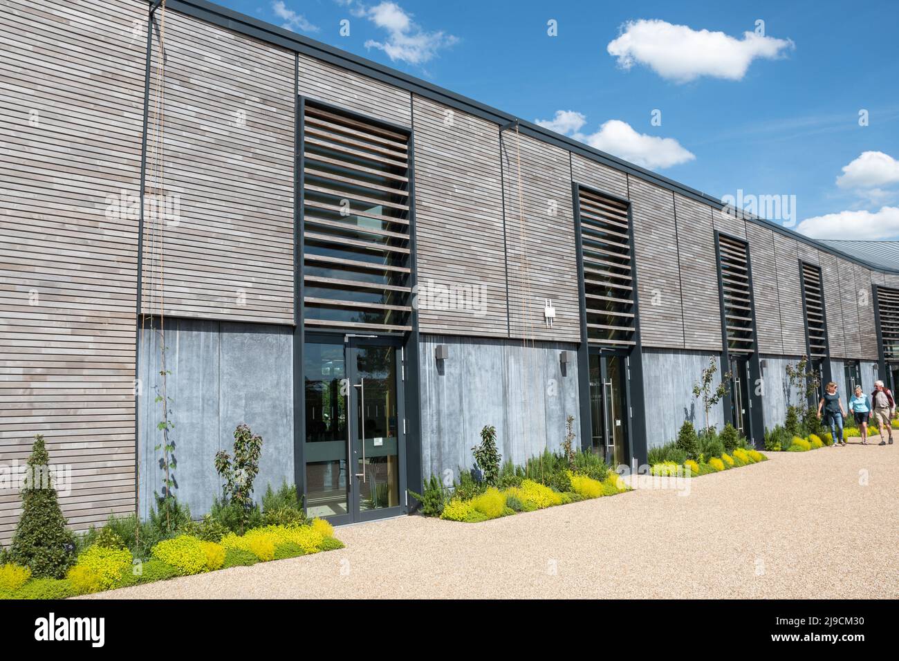 RHS Wisley Garden - das neue Hilltop Building for Gardening Science, Surrey, England, Großbritannien Stockfoto