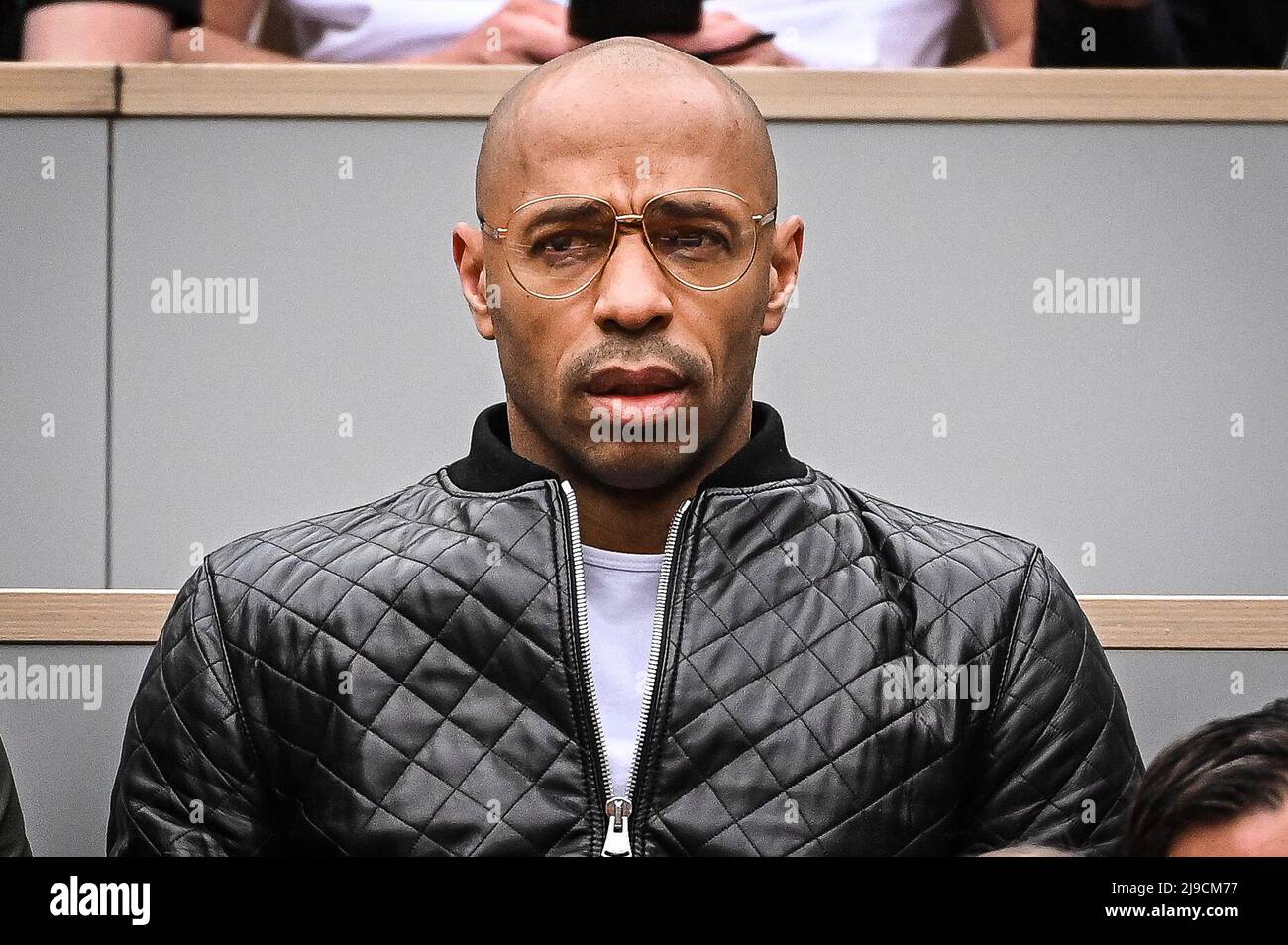 Thierry HENRY während des ersten Tages von Roland-Garros 2022, French Open 2022, Grand Slam Tennisturnier am 22. Mai 2022 im Roland-Garros-Stadion in Paris, Frankreich - Foto: Matthieu Mirville/DPPI/LiveMedia Stockfoto