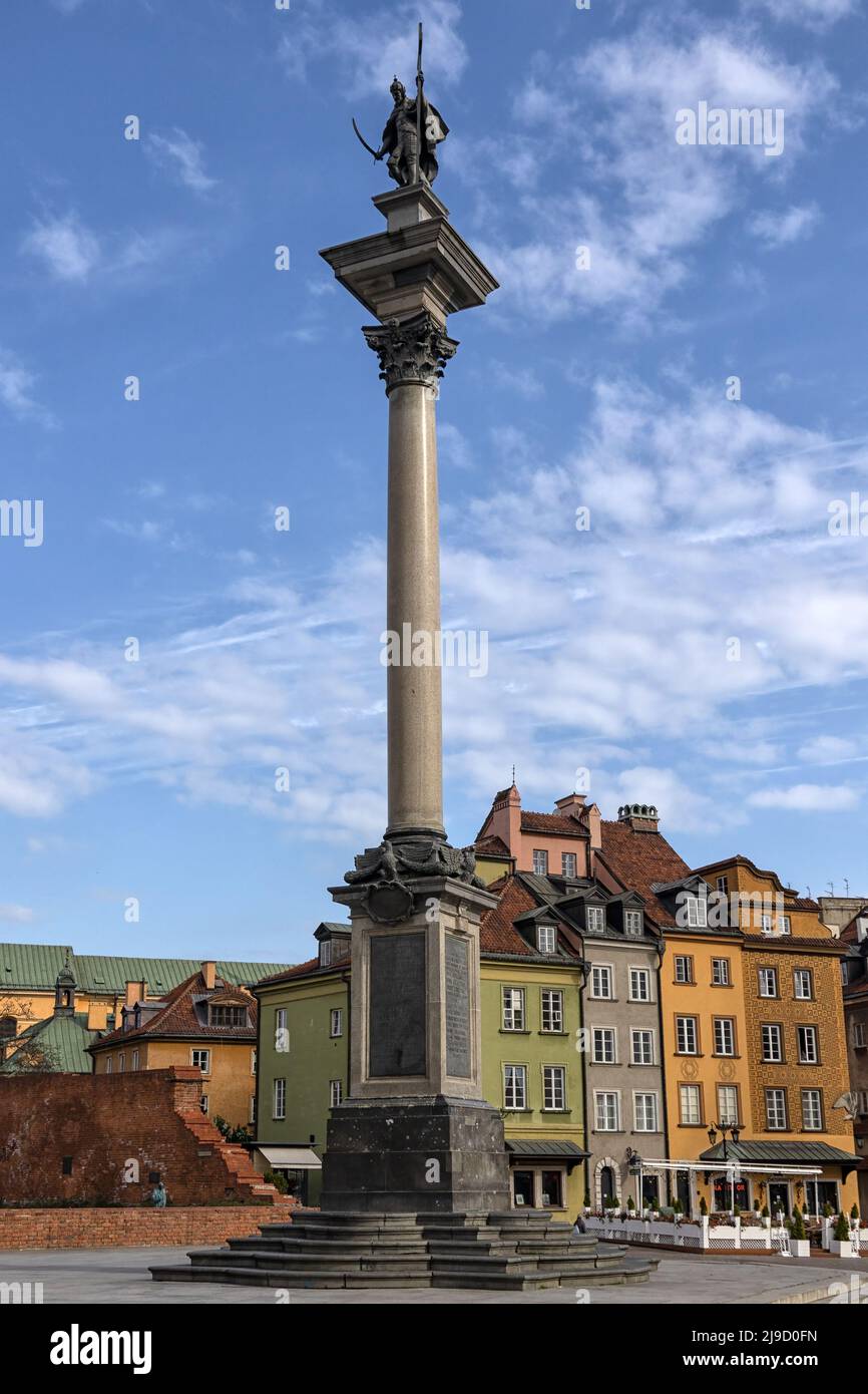 WARSCHAU, POLEN - 14. MAI 2022: Blick auf Sigismunds Säule in der Plac Zamkowy Stockfoto
