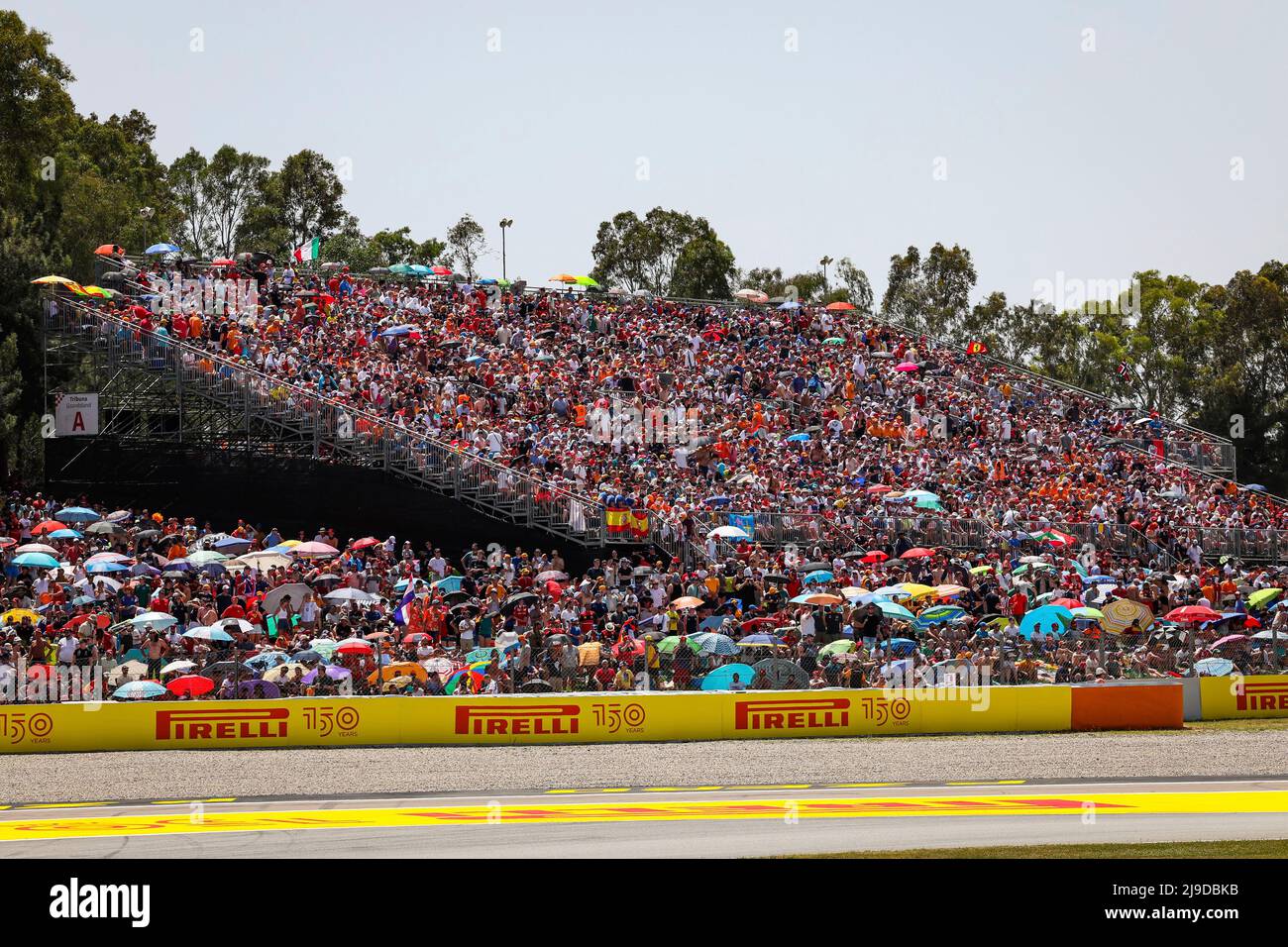 Barcelona, Spanien. 22.. Mai 2022. Fans, großer Preis von Spanien F1 auf dem Circuit de Barcelona-Catalunya am 22. Mai 2022 in Barcelona, Spanien. (Foto von HIGH TWO) Quelle: dpa/Alamy Live News Stockfoto