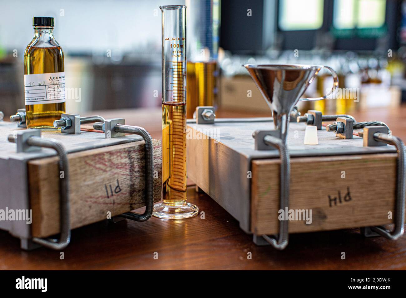 Whiskys gemischt im Compass Box Blending Room in London, Großbritannien. Stockfoto