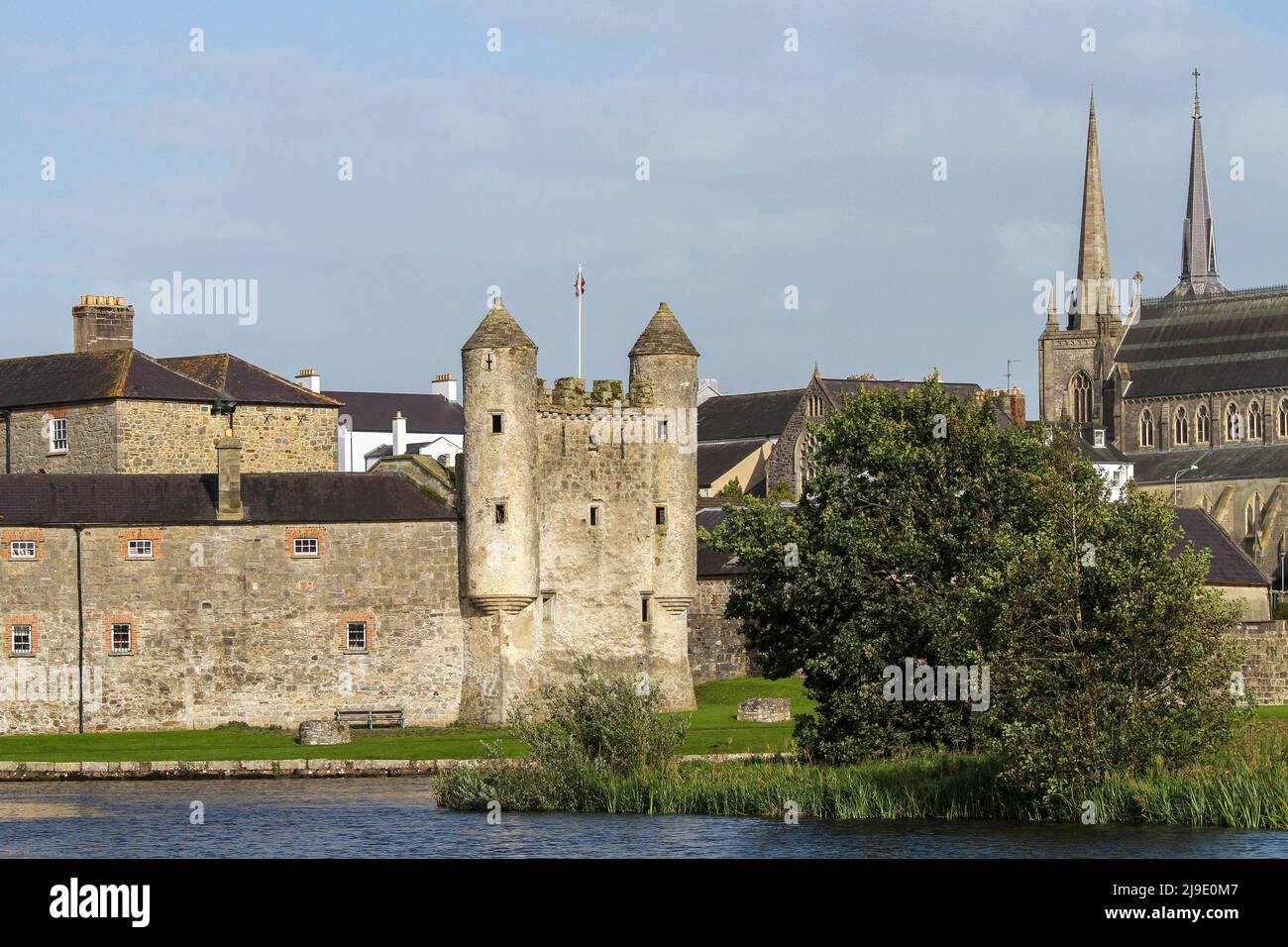 Der Fluss Erne in Enniskillen, County Fermanagh, Nordirland. Stockfoto