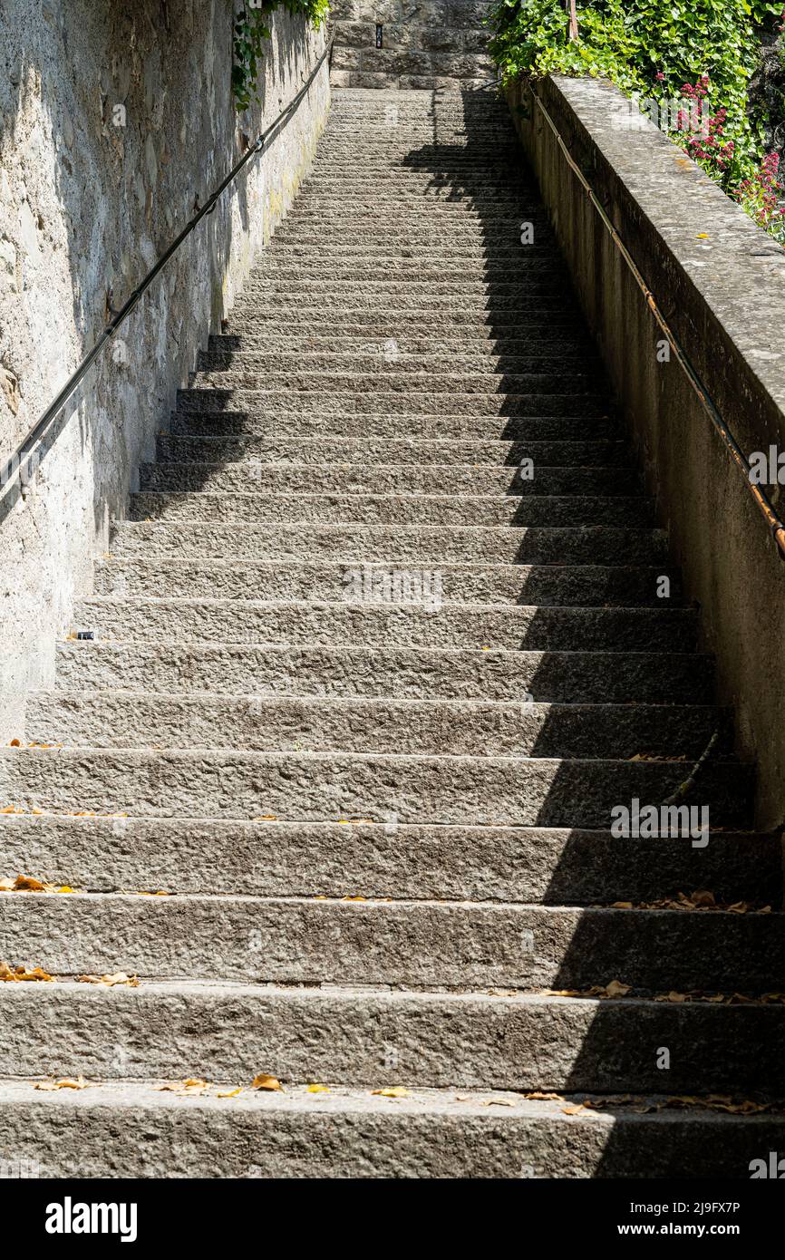 Steile Treppe zum Schloss in Rapperswil, Kanton St. Gallen, Schweiz Stockfoto