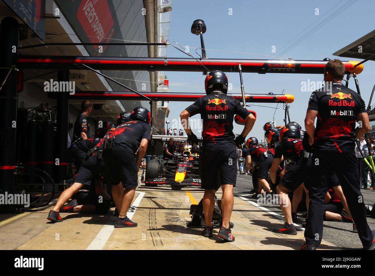Circuit de Barcelona-Catalunya, Barcelona, Spanien, 22. Mai 2022, Oracle Red Bull Racing Boxenstopp-Training während DER FORMEL 1 PIRELLI GRAN PREMIO DE España 2022 Race - Formel 1 Championship Stockfoto
