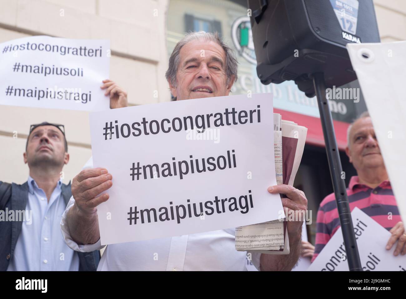 Rom, Italien. 23.. Mai 2022. Der italienische Journalist Giovanni Minoli während eines Flashmob gegen Mafia in Rom (Foto: © Matteo Nardone/Pacific Press via ZUMA Press Wire) Stockfoto