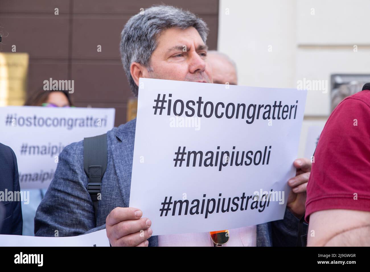 Rom, Italien. 23.. Mai 2022. Flashmob in Rom mit dem Titel „Keine Massaker mehr“, zur Unterstützung der Staatsanwaltschaft von Catanzaro, Nicola Gratteri (Foto: © Matteo Nardone/Pacific Press via ZUMA Press Wire) Stockfoto