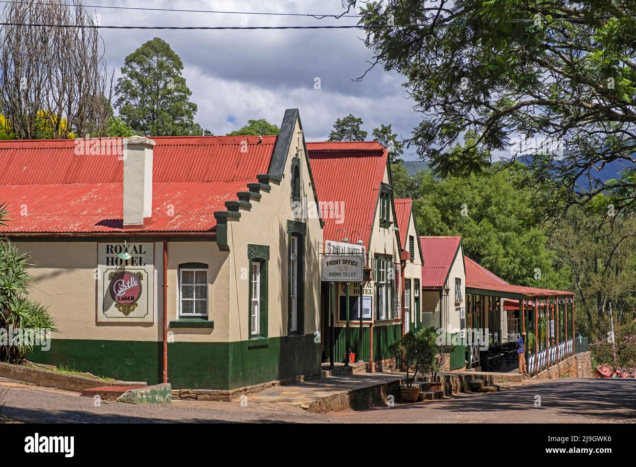 Hotels und historische Gebäude in der alten Bergbaustadt Pilgrim's Rest / Pelgrimsrus, jetzt kleine Museumsstadt in der Provinz Mpumalanga, Südafrika Stockfoto