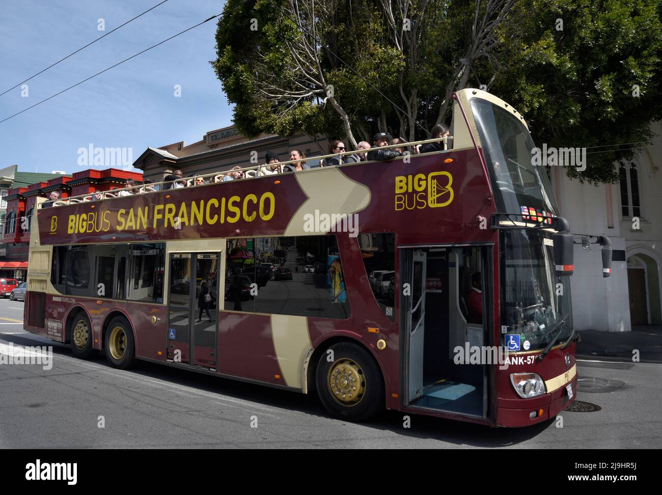 Besucher in San Francisco, Kalifornien, besichtigen die Stadt in einem Big Bus Tours-Bus. Stockfoto