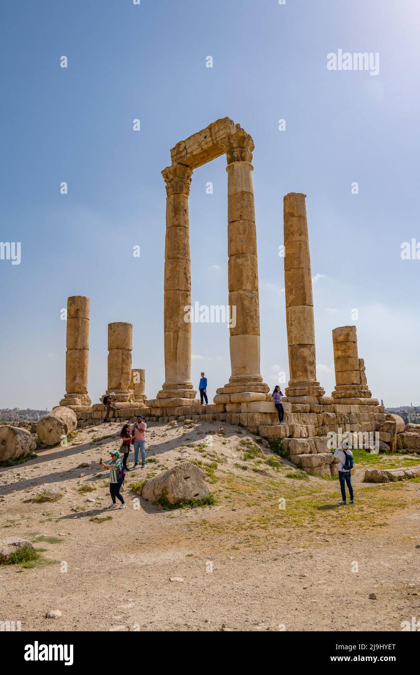 Der römische Tempel des Herkules auf dem Hügel der Zitadelle in Amman Stockfoto