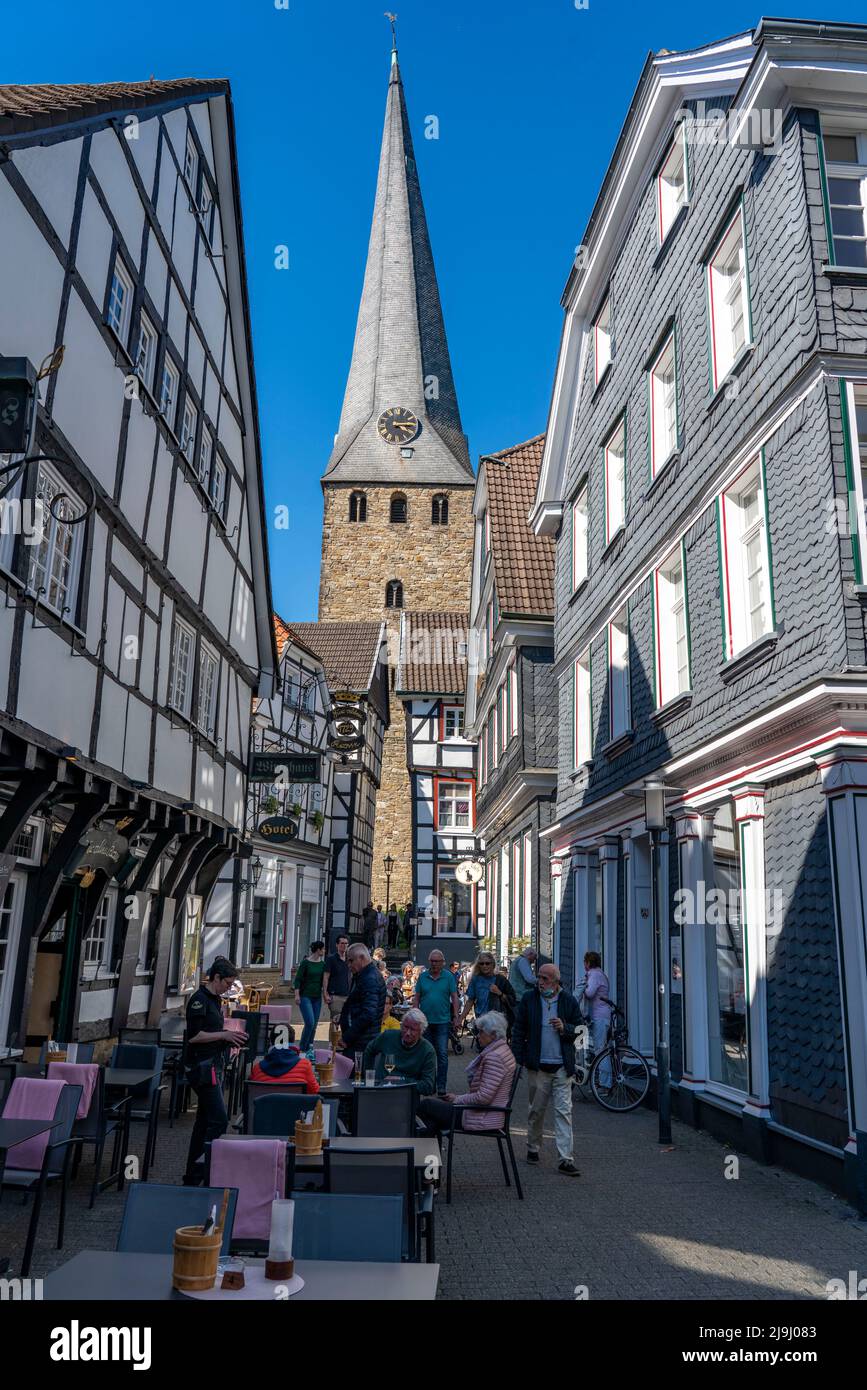 Kirchplatz altstadt hattingen mit kirche st georg -Fotos und ...