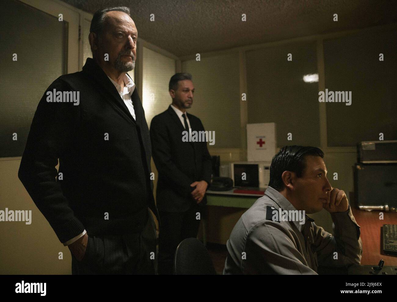 Distribution De Qui A Tué Sara Saison 3 Jean Reno WER TÖTETE SARA?, (alias QUIEN Mato A SARA?), Jean Reno (links
