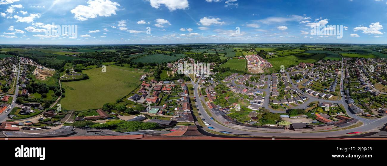 Eine 360-Grad-Aufnahme einer Luftaufnahme des Dorfes Haughley in Suffolk, Großbritannien Stockfoto