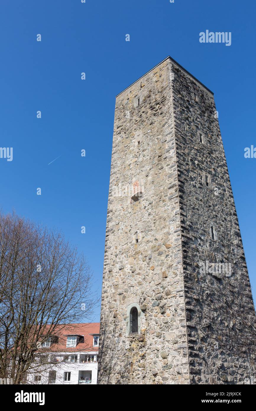 Ravensburg, Deutschland - 23. März 2022: Blick auf den sogenannten Schellenberger Turm. Stockfoto