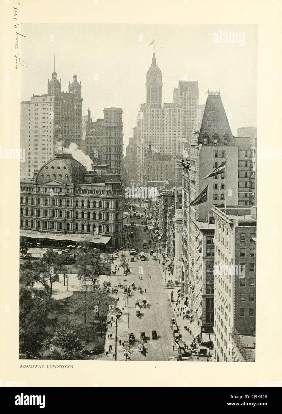 Broadway Downtown 1911 aus dem Buch ' New York Illustrated ' Erscheinungsdatum 1911 Verlag New York : Success Postal Card Co. Stockfoto