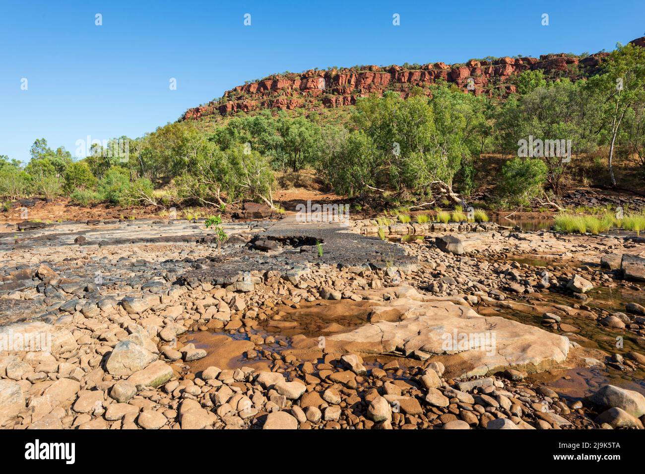 Malerischer Blick auf den alten Victoria River Crossing, eine Touristenattraktion im Gregory National Park, Northern Territory, NT, Australien Stockfoto