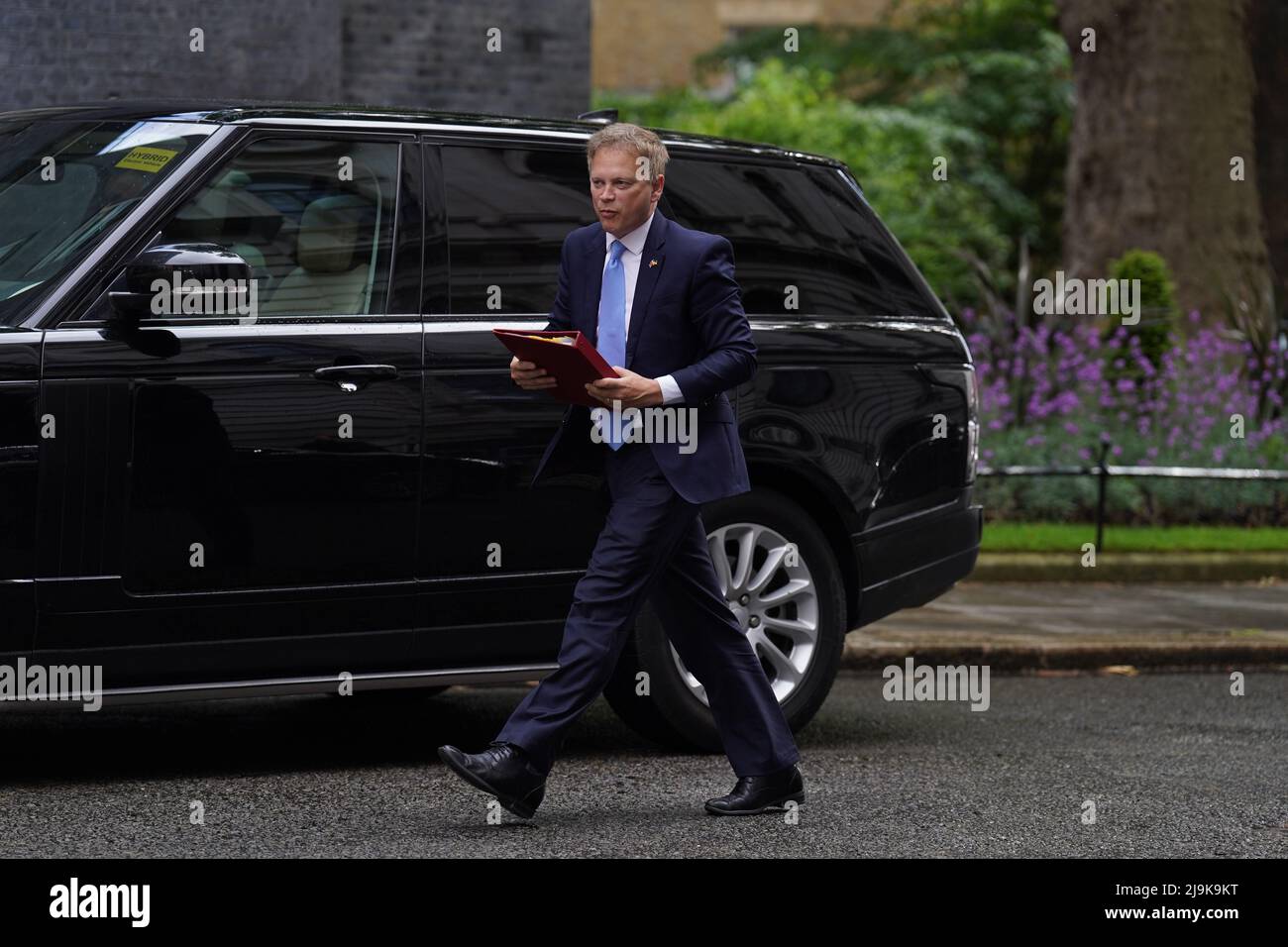 Verkehrsminister Grant Shapps kommt in der Downing Street, London, zu einer Kabinettssitzung an. Bilddatum: Dienstag, 24. Mai 2022. Stockfoto