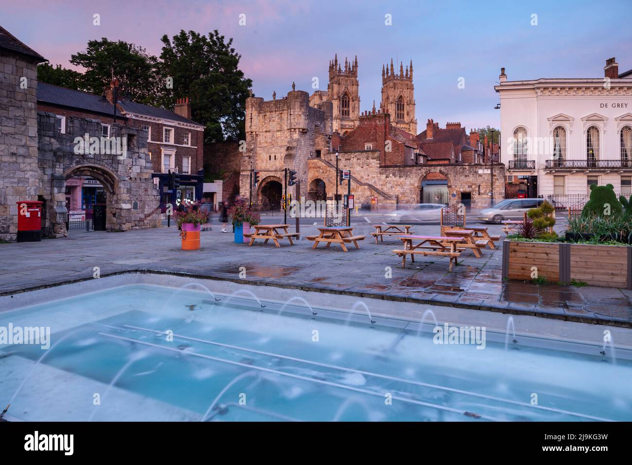 Abend im Stadtzentrum von York, England. Stockfoto