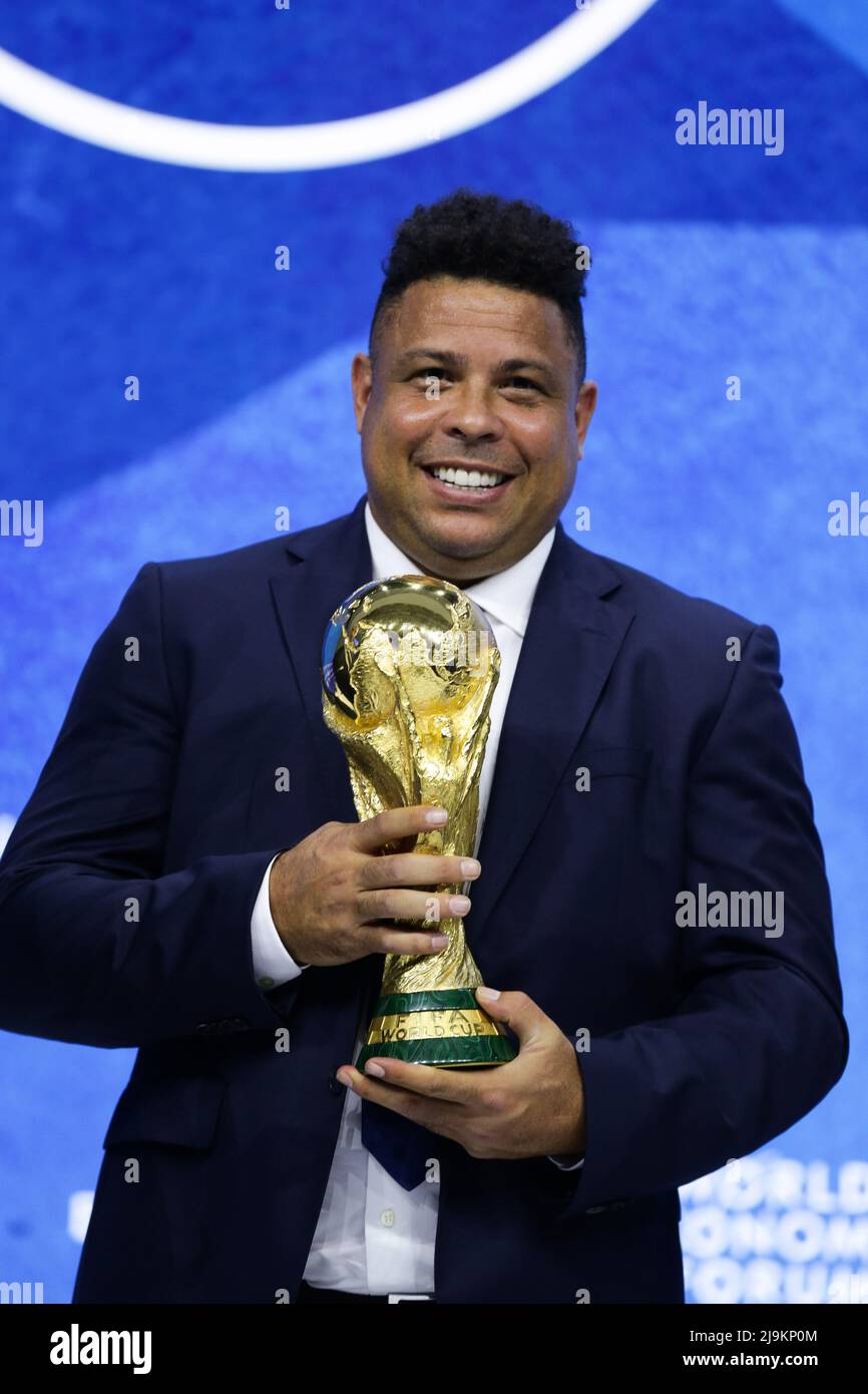 Brazilian soccer player ronaldo nazario -Fotos und -Bildmaterial in hoher Auflösung – Alamy