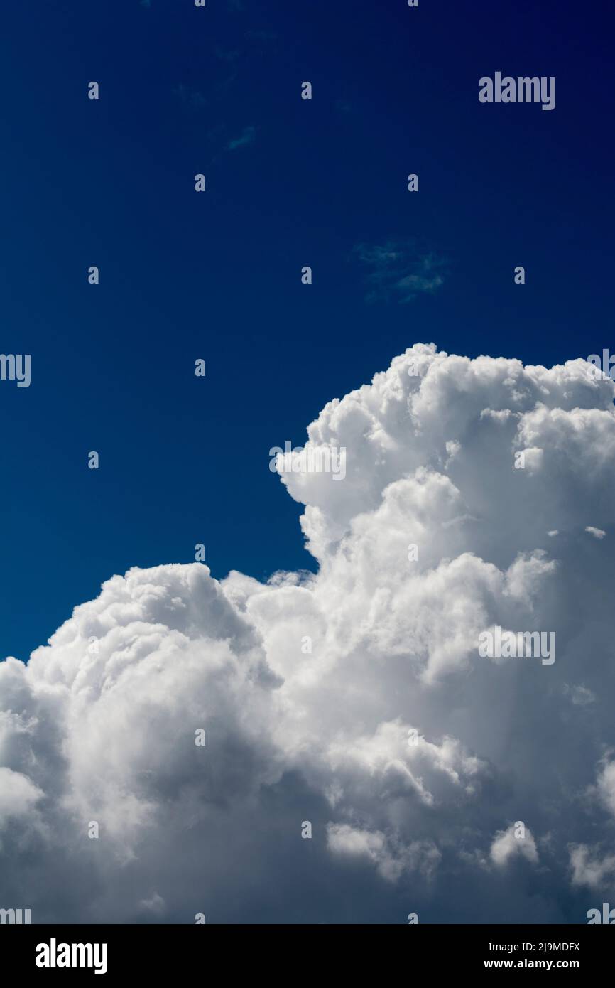 Cumulus cloud clouds Fotos und Bildmaterial in hoher Auflösung Alamy