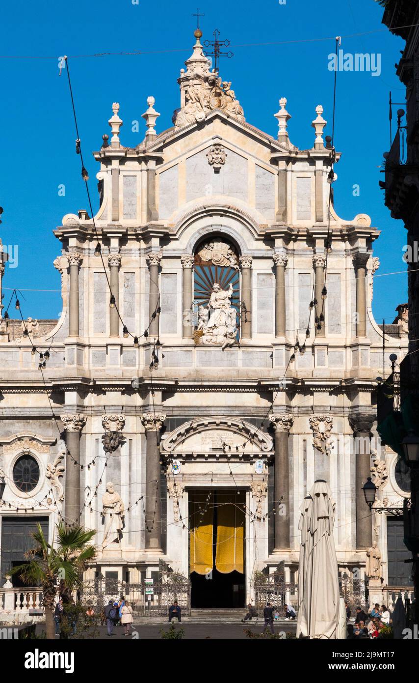 Fassade der Kathedrale von Catania (italienisch Duomo di Catania