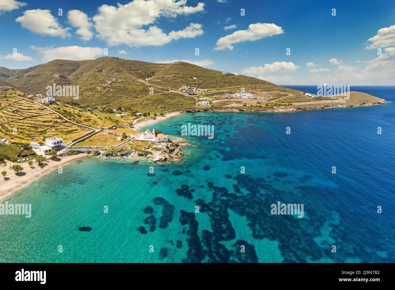 Flambouria Strand von Kythnos Insel in Kykladen, Griechenland Stockfoto