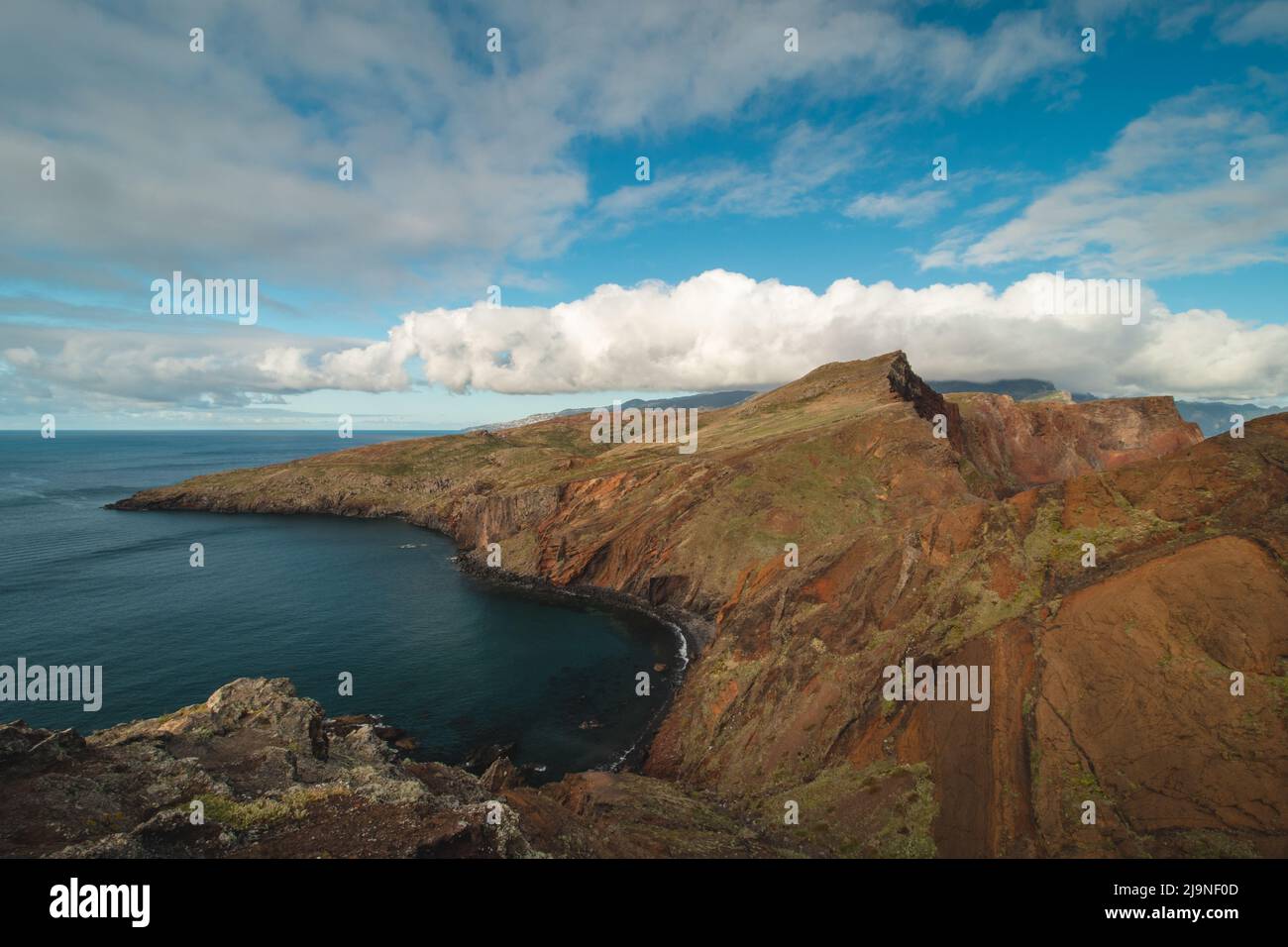 Das Gebiet von Ponta de sao lourenco ist einer der meistbesuchten Orte auf der Insel Madeira, Portugal. Atemberaubende Felsformationen und die rohe Wildheit Stockfoto