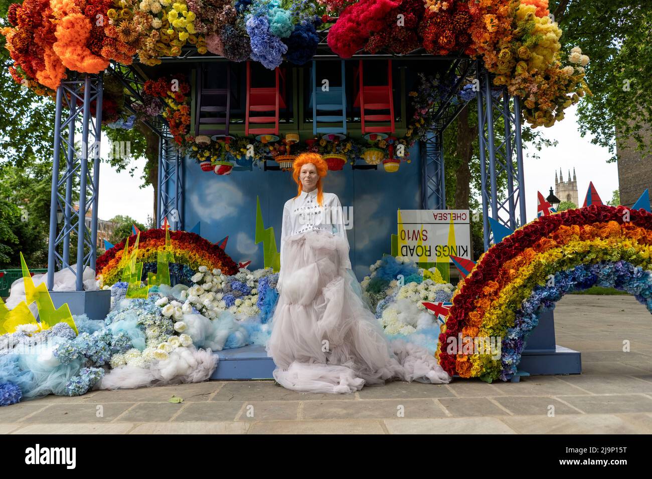 Blumenausstellungen zur Feier des Platin-Jubiläums der Königin werden im Chelsea in Bloom 2022 in London zu sehen sein. Die alternative Blumenkunst-Show transform Stockfoto