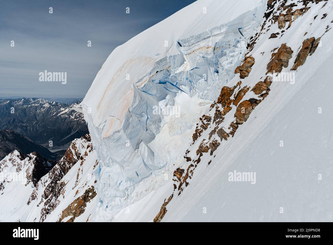 Mt Cook's Serac. Massiver Serac auf der oberen Caroline-Wand des Mt Cook. Stockfoto