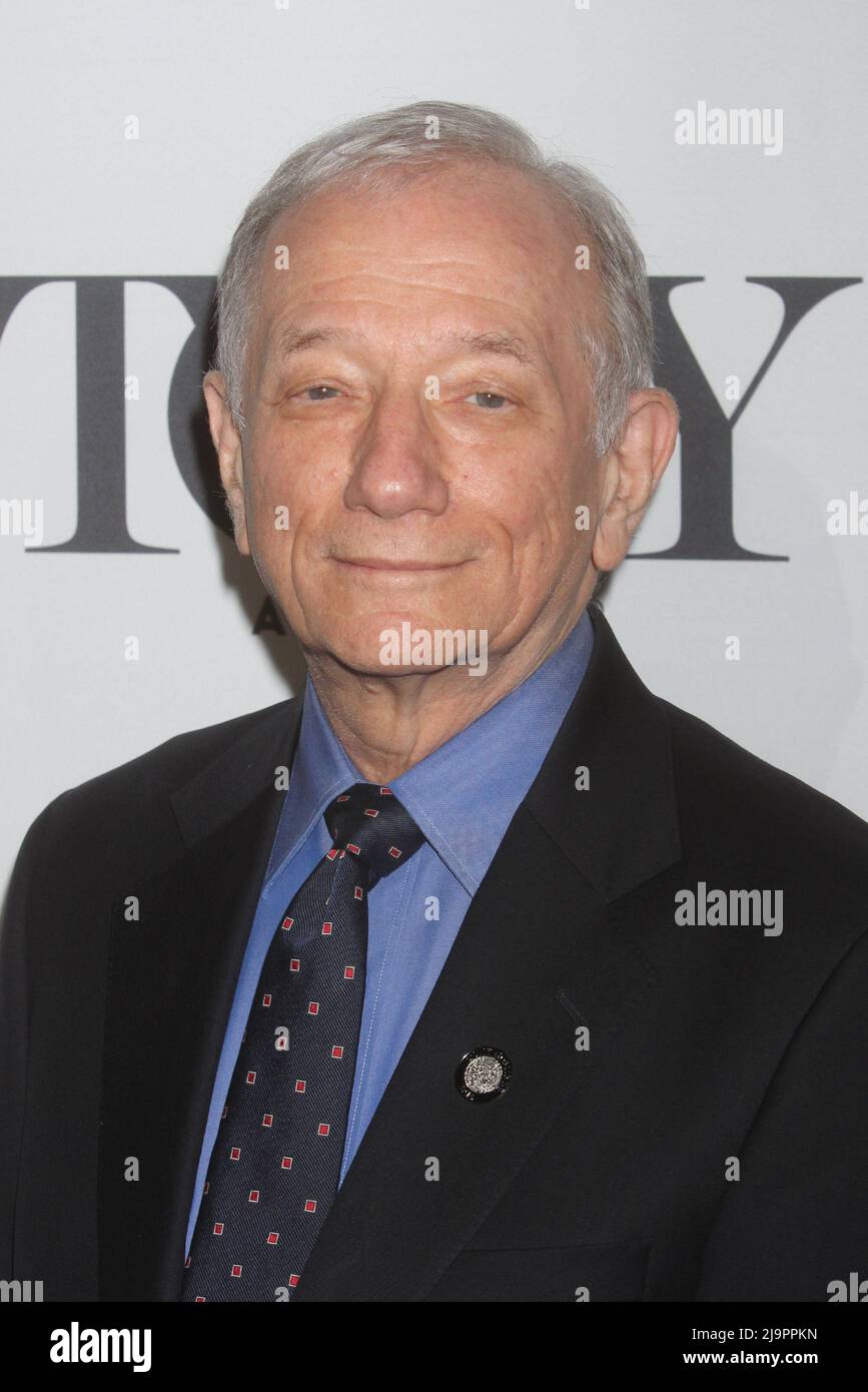 Der Komponist Jonathan Tunick nimmt am 30. April 2014 an den Tony Awards Meet the Nominees Press Junket 2014 im Paramount Hotel in New York City Teil. Foto: Henry McGee/MediaPunch Stockfoto