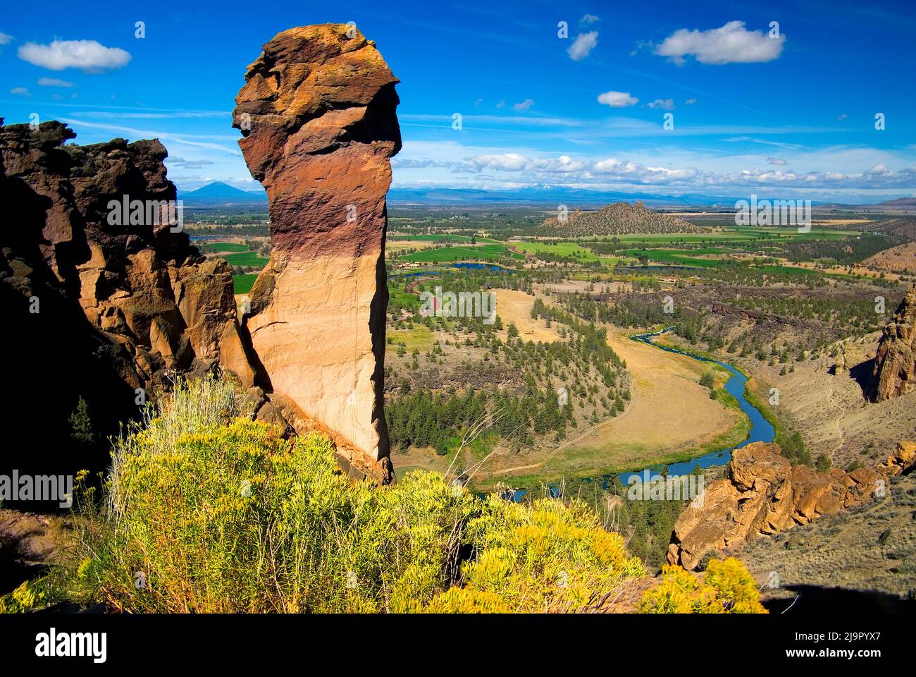 Monkey Face, Crooked River im Smith Rock State Park, Oregon Stockfoto