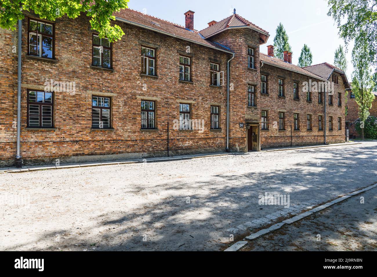 Gebäude des Konzentrationslagers Auschwitz-Birkenau. Holocaust-Mahnmal. Auschwitz, Polen, 16. Mai 2022 Stockfoto