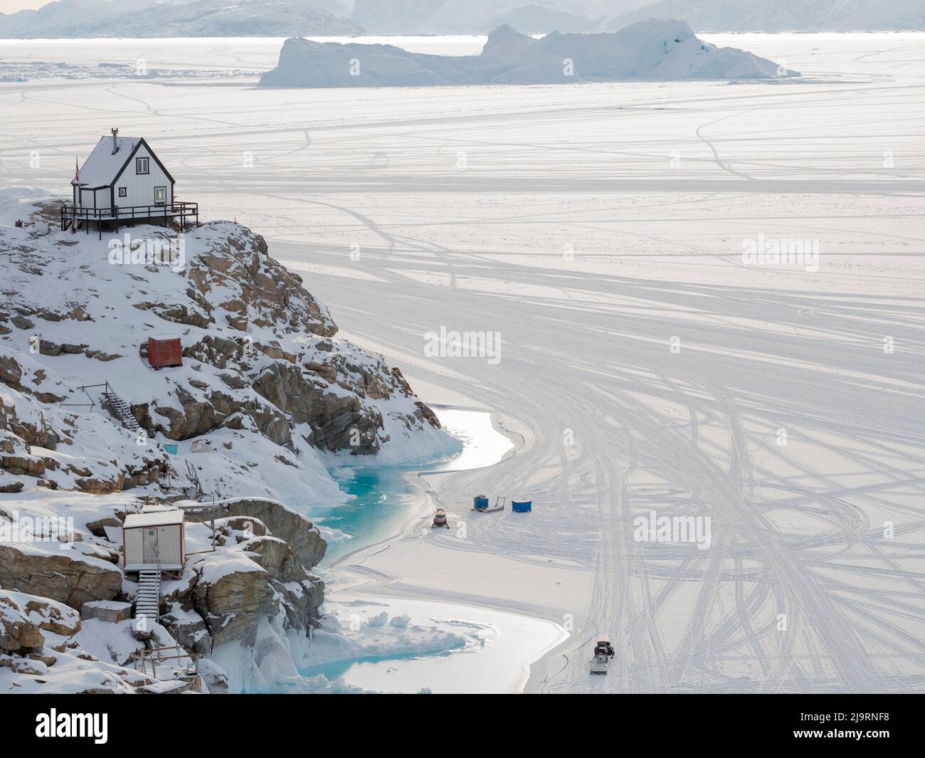 Stadt Uummannaq im Winter im nördlichen Westgrönland jenseits des Polarkreises. Grönland, dänisches Territorium Stockfoto