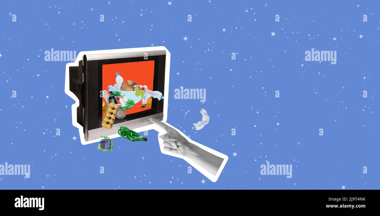 Collage zeitgenössischer Kunst. Konzeptionelles Bild mit Retro-tv, das Informationen über Umweltverschmutzung, Müll zeigt Stockfoto