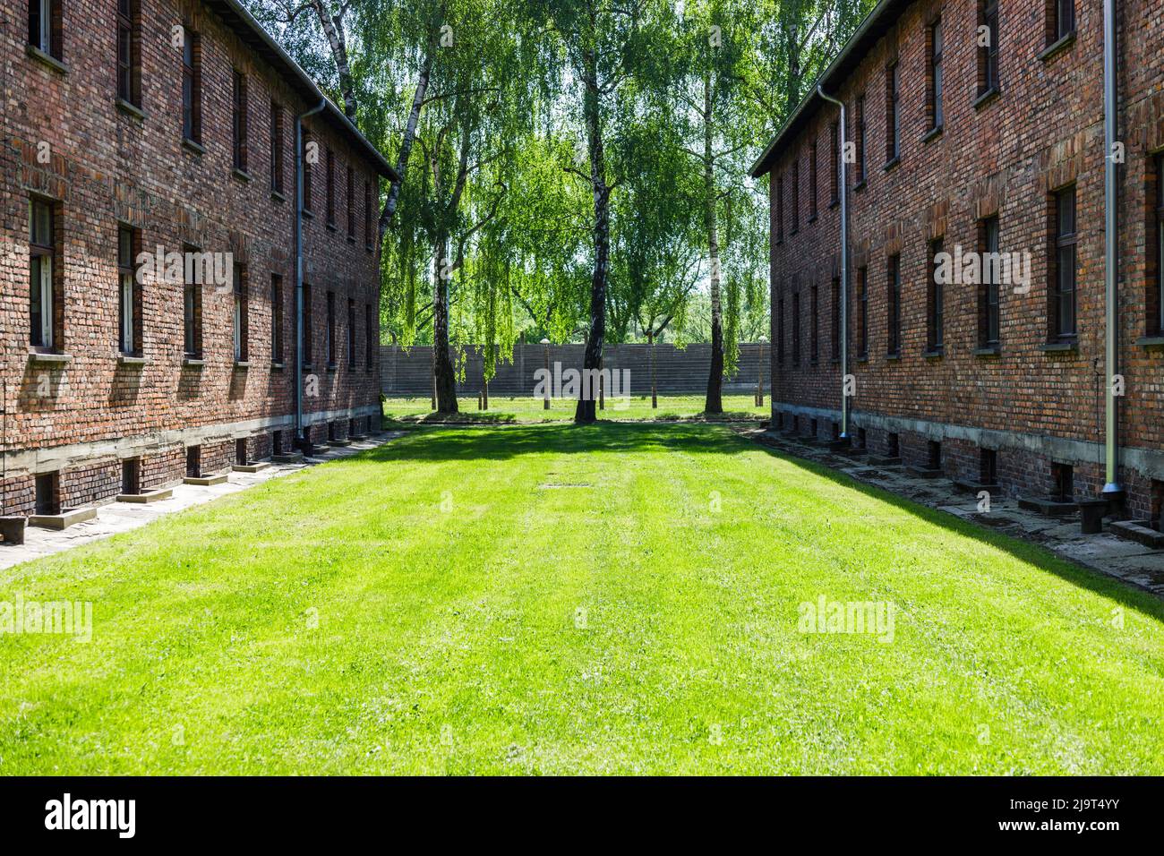 Gebäude des Konzentrationslagers Auschwitz-Birkenau. Holocaust-Mahnmal. Oswiecim, Polen, 16. Mai 2022 Stockfoto