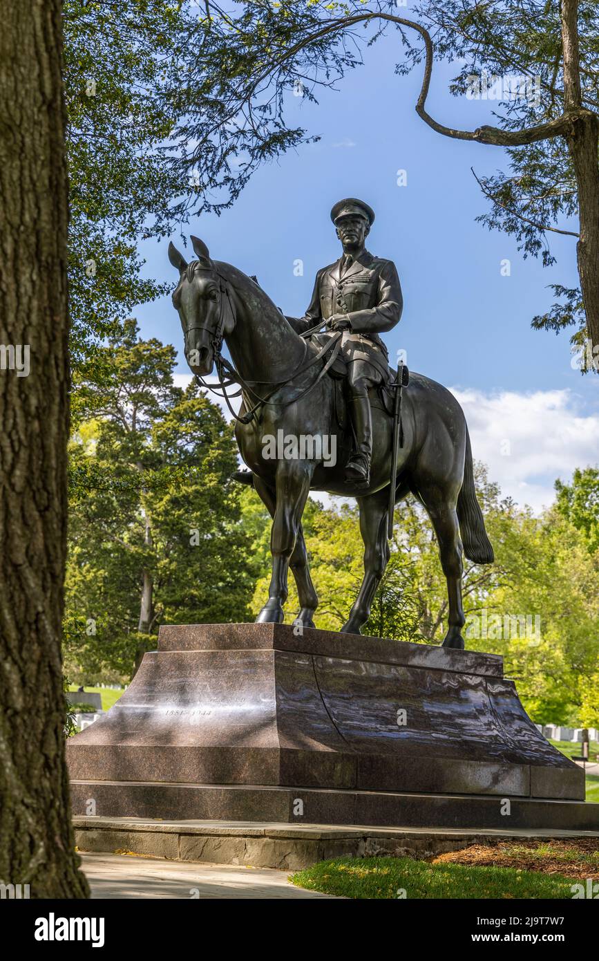 Usa, Virginia. Nationalfriedhof von Arlington, Statue von Sir John Dill Stockfoto