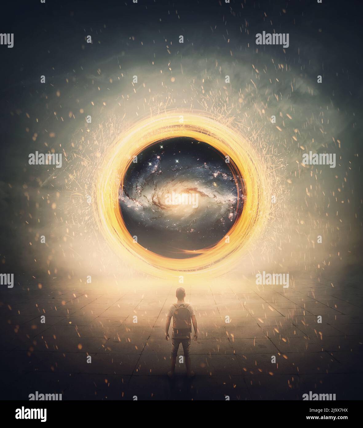 Surreales Portal für Teleportation als abstrakt glühendes kreisförmiges Wirbeln mit sich drehenden Funken. Mystery-Szene mit einem Mann, der einen Eingang zu einem anderen galax findet Stockfoto
