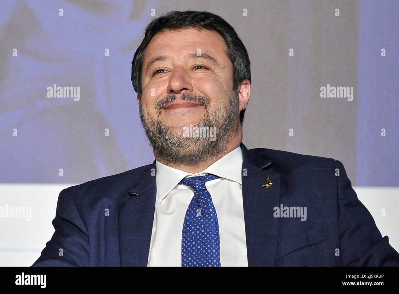 Napoli, Italien. 25.. Mai 2022. Matteo Salvini, ehemaliges Mitglied des Europäischen Parlaments, während der Feierlichkeiten zum 130.. Jahrestag der Zeitung "Il Mattino", die im Hoftheater des Königlichen Palastes in Neapel abgehalten wurden. Napoli, Italien, 25. Mai 2022. (Foto von Vincenzo Izzo/Sipa USA) Quelle: SIPA USA/Alamy Live News Stockfoto