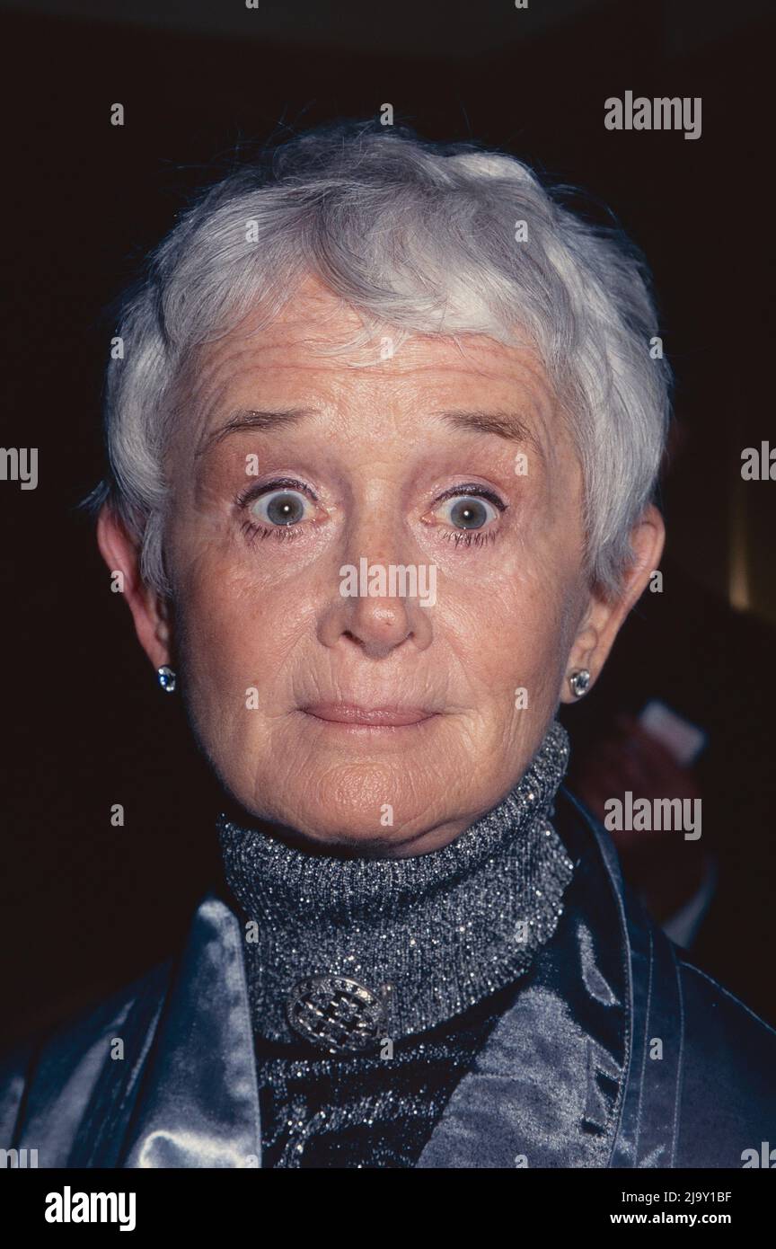 Barbara Barrie nimmt am 3. April 1997 an der Eröffnungsnacht von „Dream