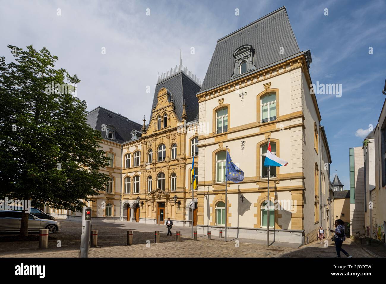 Luxemburg, Mai 2022. Außenansicht des Gebäudes des Außenministeriums und des Europäischen Amtes im Stadtzentrum Stockfoto
