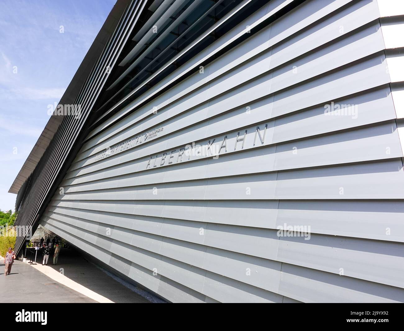 Eintritt in das Albert-Kahn Museum und die Gärten, die kürzlich nach mehrjähriger Renovierung und Erweiterung wieder eröffnet wurden. Paris, Frankreich. Stockfoto