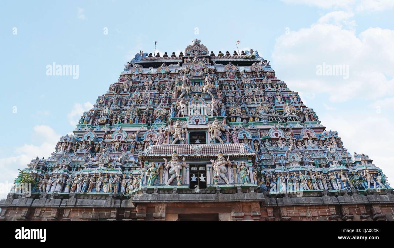 Blick auf Süd-Gopuram des Nataraja-Tempels, Chidambaram, Tamilnadu, Indien Stockfoto